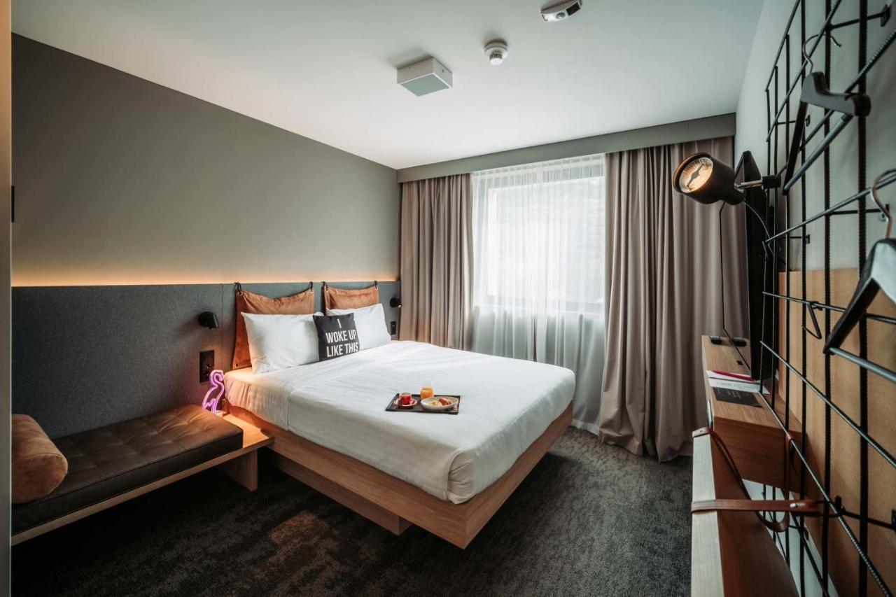 Moxy Sion Hotel Exterior foto